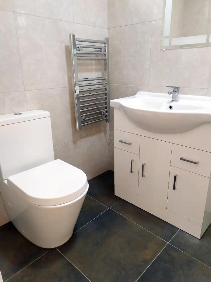 The Beech Flat - Self Contained One Bedroom Flat With Parking Oxford Exterior photo